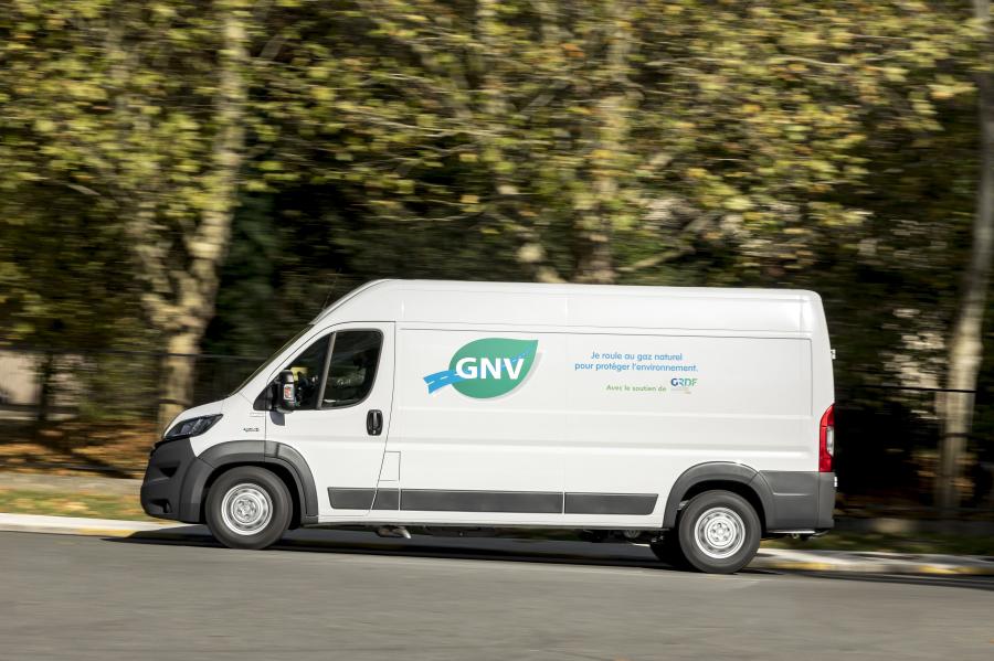  Fiat Ducato Maxi Van Natural Power L3H2 (290) 2017 года  (фото 11 из 15)